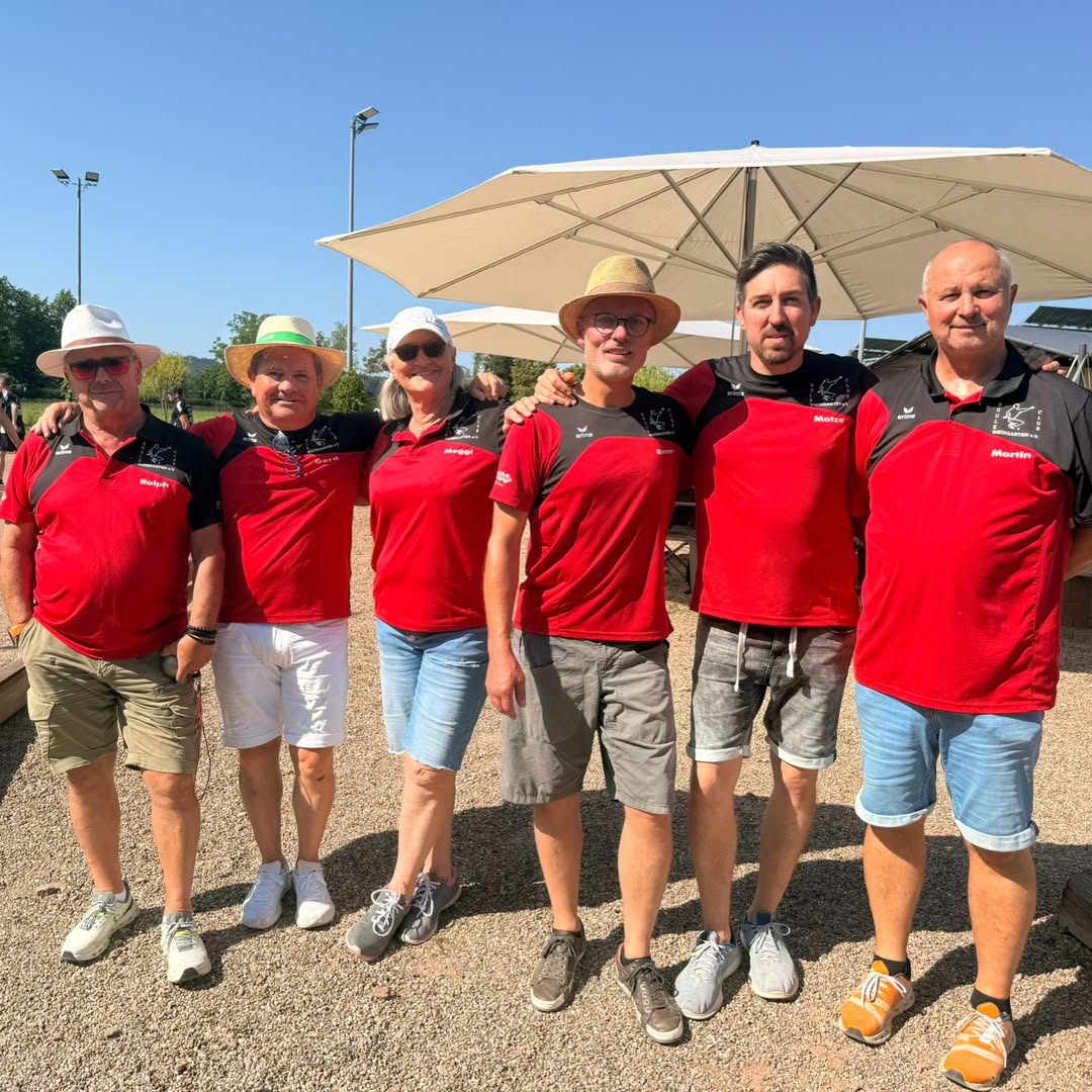 Spieltag 3 in Denzlingen bei Temperaturen nahe 40 Grad. Der erste Sieg lässt noc...